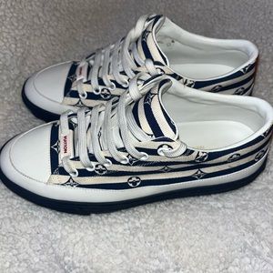 Authentic Louis Vuitton Sneakers 7.5